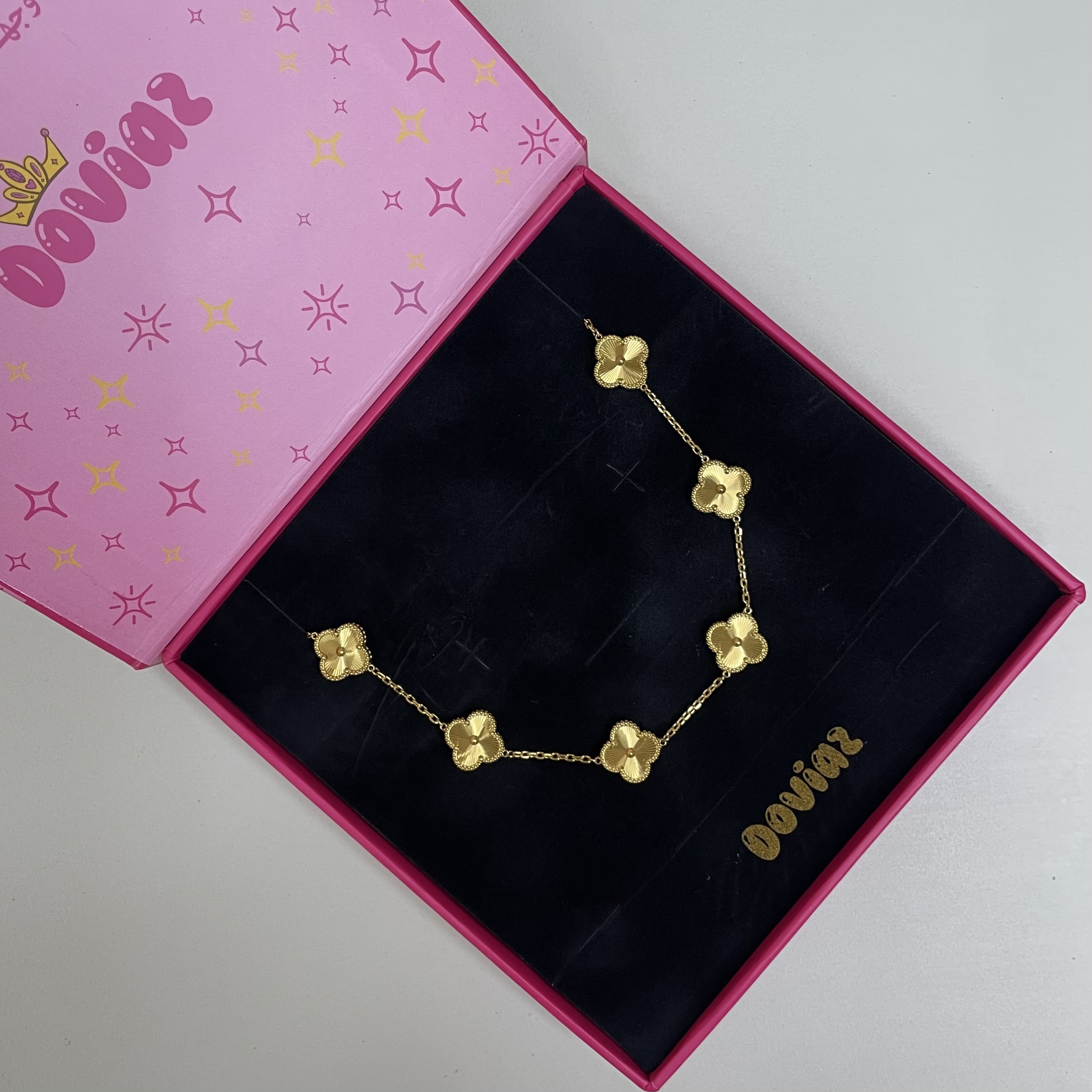 سلسال ڤان كليف الفخم 